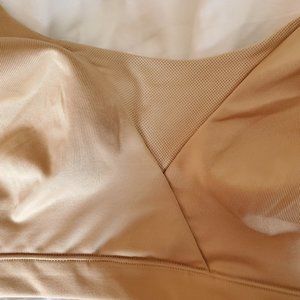 2 Maidenform Soft Cup Bras XL